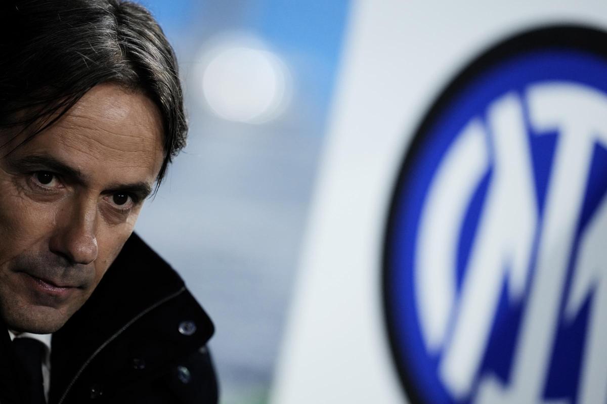 Inter, Inzaghi dice addio ai nerazzurri e se ne va in Arabia: ha accettato l’offerta dei sauditi dell’Al-Hilal Club. Ecco quanto guadagnerà Inter, Inzaghi dice addio ai nerazzurri e se ne va in Arabia: ha accettato l’offerta dei sauditi dell’Al-Hilal Club. Ecco quanto guadagnerà