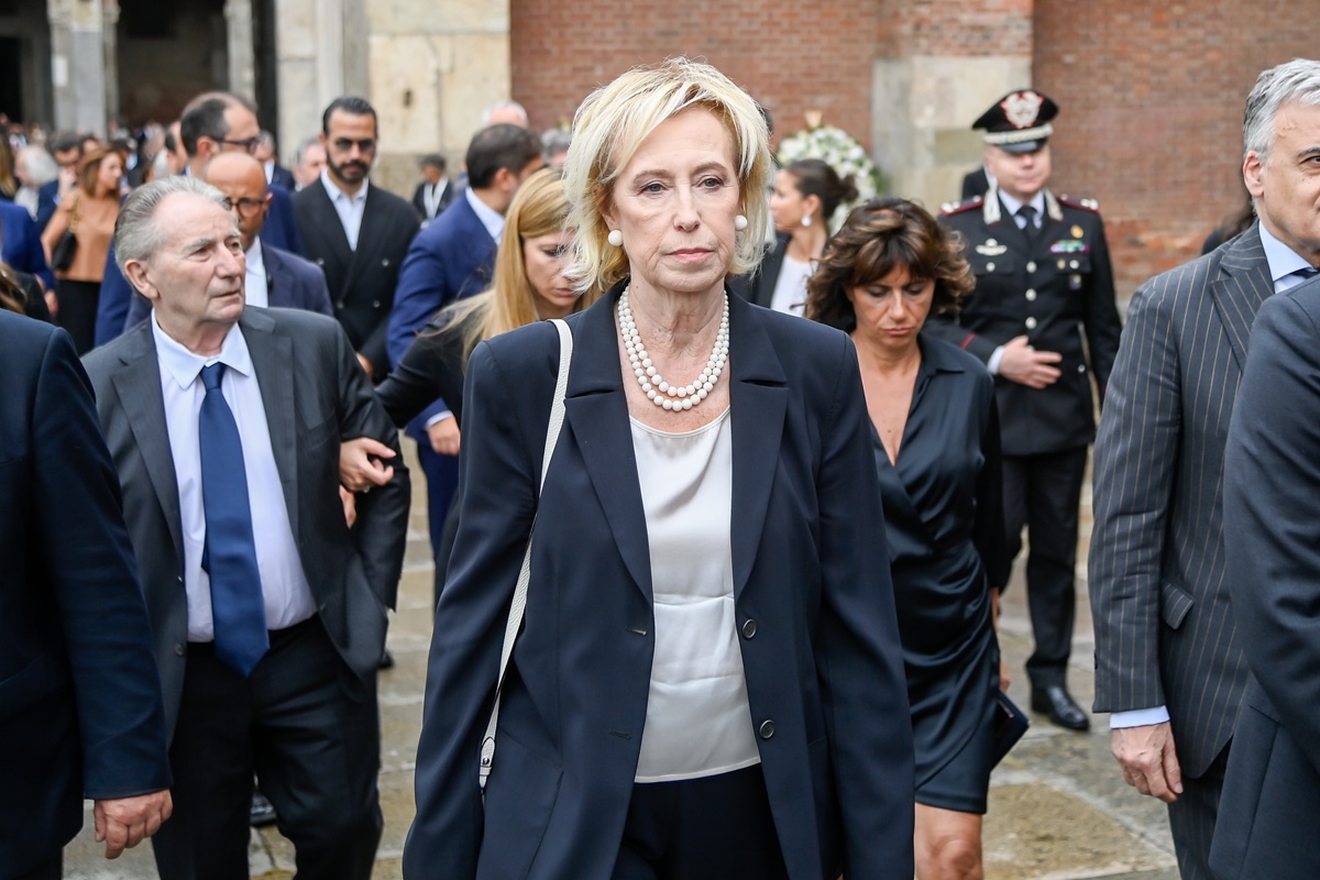 Milano, l’ultimo saluto all’ex presidente dell’Inter Ernesto Pellegrini