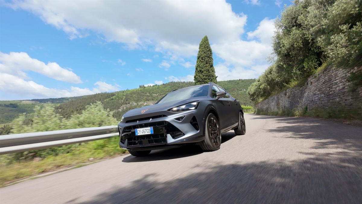 CUPRA e-HYBRID 2025: prestazioni, autonomia e design per la nuova mobilità elettrificata CUPRA e-HYBRID 2025: prestazioni, autonomia e design per la nuova mobilità elettrificata