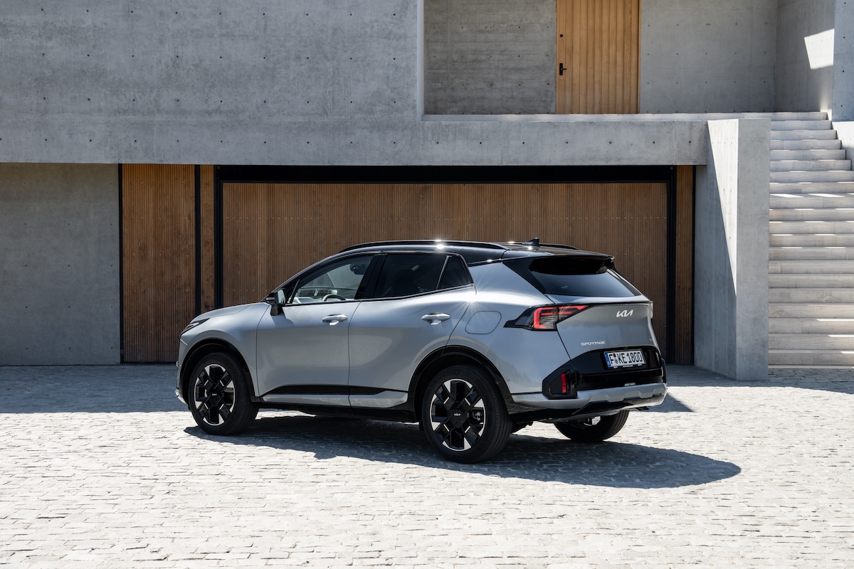Nuovo Kia Sportage 2025: design, tecnologia e motori ibridi per il C-SUV più evoluto di sempre Nuovo Kia Sportage 2025: design, tecnologia e motori ibridi per il C-SUV più evoluto di sempre