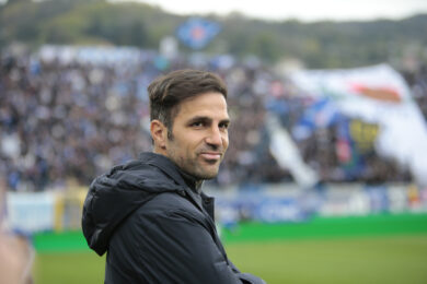 Cesc Fabregas, dopo il no all’Inter si mette in affari con l’ex medico di Silvio Berlusconi, aperta una nuova società