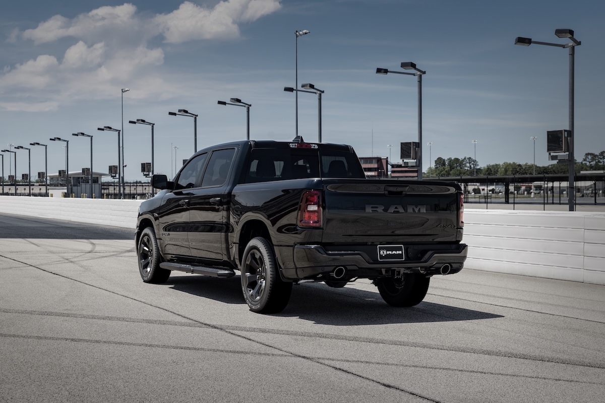 Ram 1500 MY2026: il ritorno del motore HEMI V8 da 5,7 litri con sistema eTorque