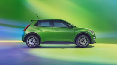 Renault 5 E-Tech Electric Five 2025: la city car elettrica che conquista l’Europa