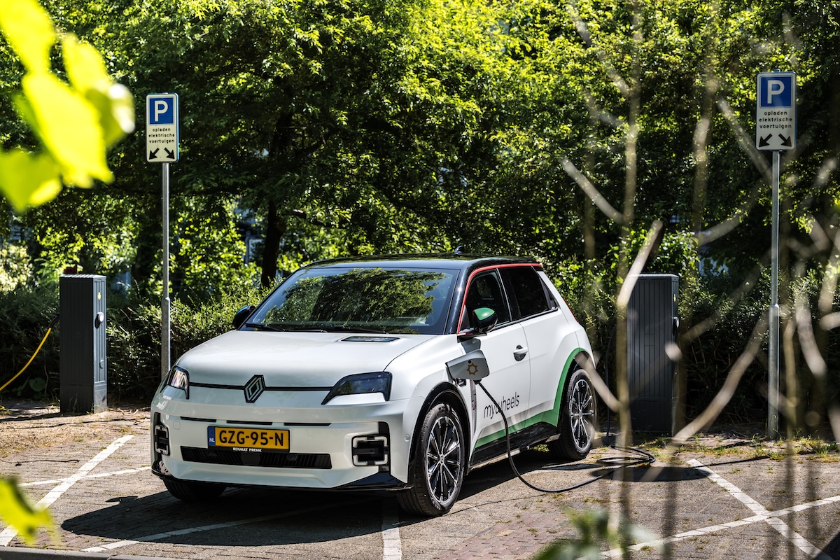 Utrecht Energized: parte il primo car sharing V2G d’Europa con Renault, MyWheels e We Drive Solar