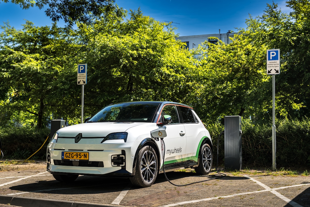 Utrecht Energized: parte il primo car sharing V2G d’Europa con Renault, MyWheels e We Drive Solar