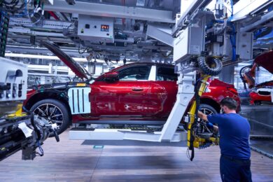 BMW celebra il traguardo storico: 3 milioni di veicoli elettrificati prodotti