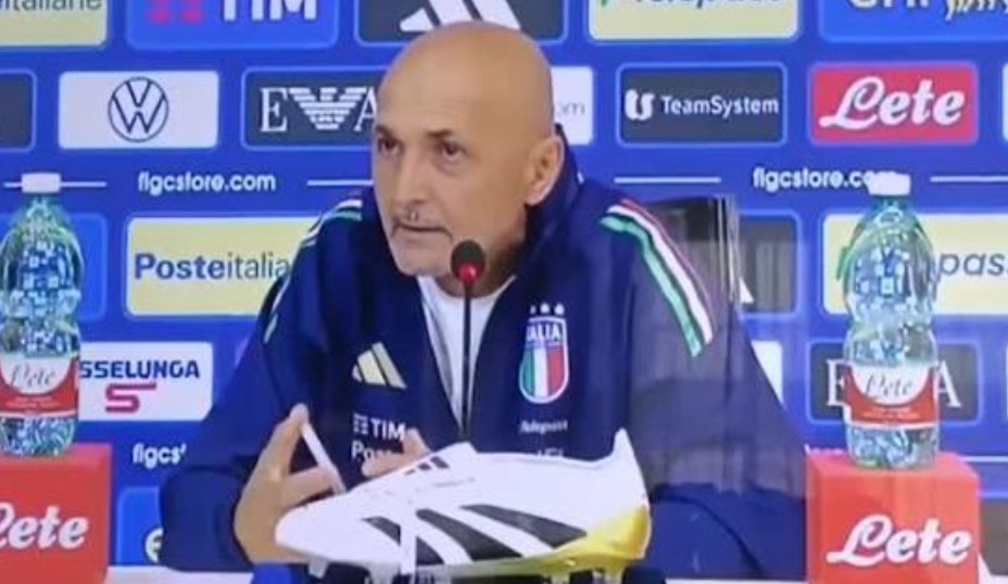 Italia, dopo Spalletti: Ranieri-Pioli colpo di scena. Chi guiderà la nazionale azzurra nella rincorsa ai Mondiali 2026 Italia, dopo Spalletti: Ranieri-Pioli colpo di scena. Chi guiderà la nazionale azzurra nella rincorsa ai Mondiali 2026