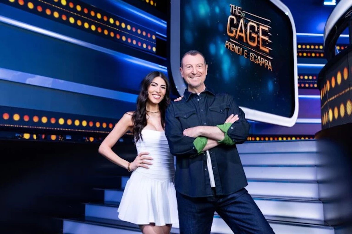 Ascolti tv, solo il calcio può fermare De Martino. Amadeus parte bene con The Cage ma deve ringraziare Sinner Ascolti tv, solo il calcio può fermare De Martino. Amadeus parte bene con The Cage ma deve ringraziare Sinner
