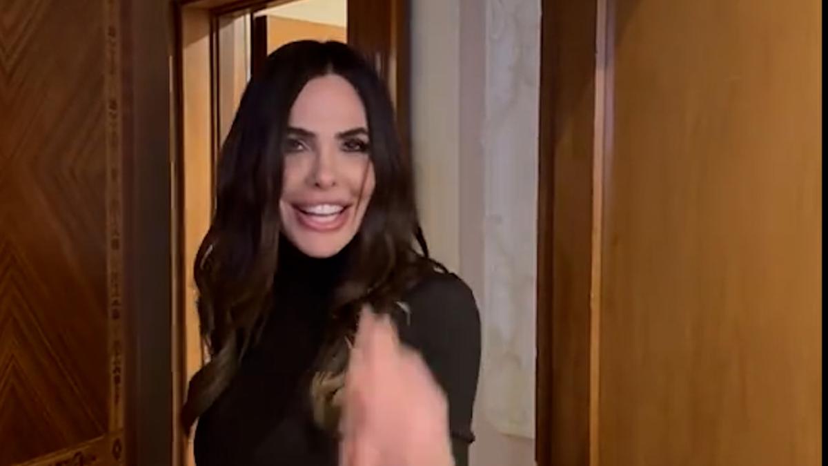 Ilary Blasi è incinta? Una foto sospetta scatena il gossip tra i fan Ilary Blasi è incinta? Una foto sospetta scatena il gossip tra i fan