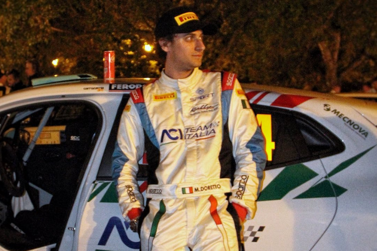 Rally, tragedia in Polonia: morto nei giri di prova il pilota italiano Matteo Doretto. Aveva 21 anni Rally, tragedia in Polonia: morto nei giri di prova il pilota italiano Matteo Doretto. Aveva 21 anni