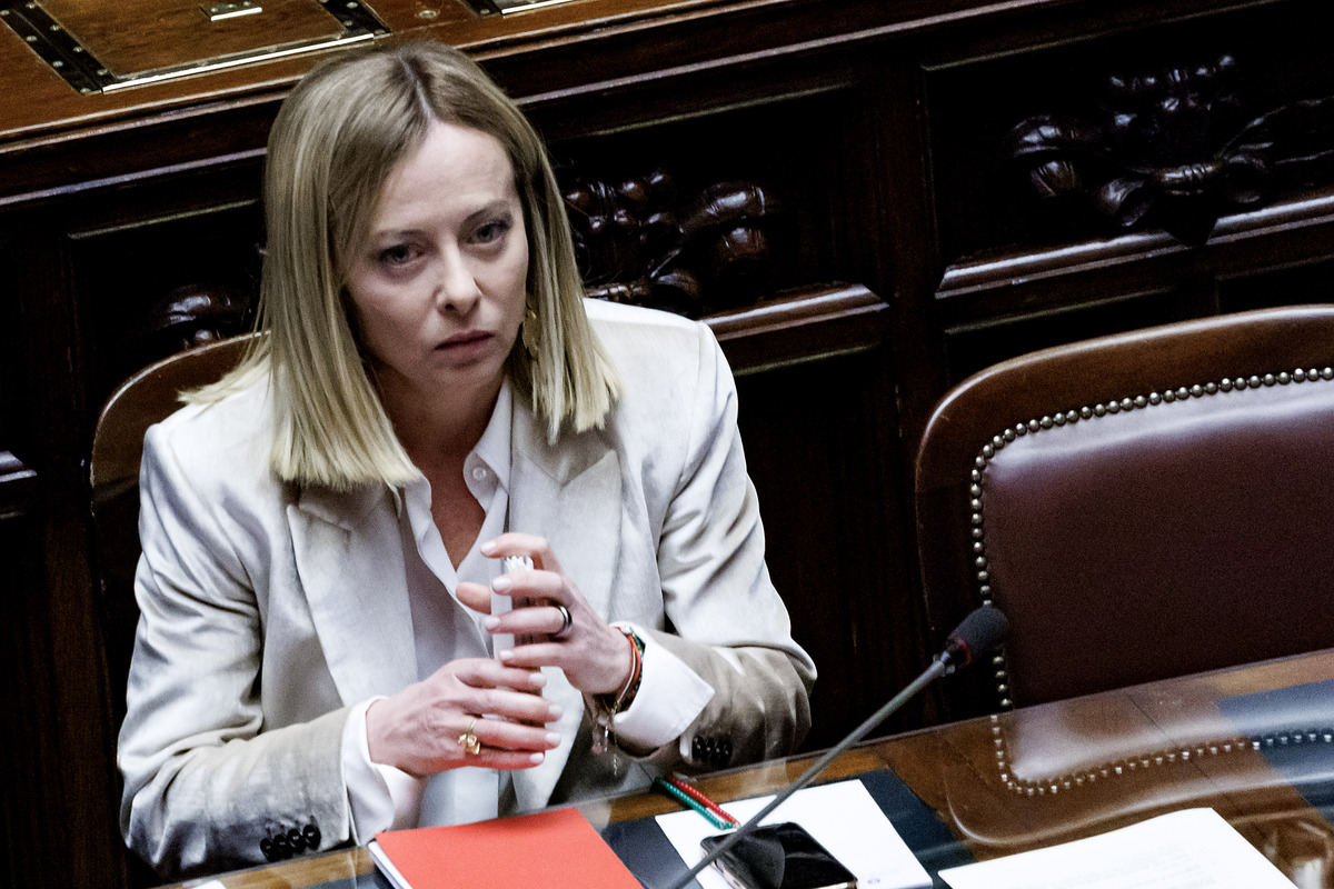 Galleria foto '“Voli di Stato usati come taxi privati”, M5S punta il dito contro il governo Meloni per lo spreco di denaro pubblico. Le interrogazioni' - foto 1