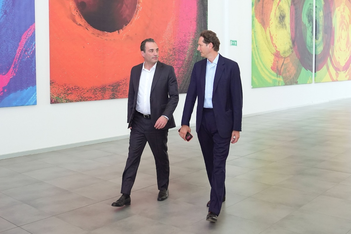 John Elkann rilancia l’idea delle kei car elettriche europee: “Auto piccole, smart e accessibili” John Elkann rilancia l’idea delle kei car elettriche europee: “Auto piccole, smart e accessibili”