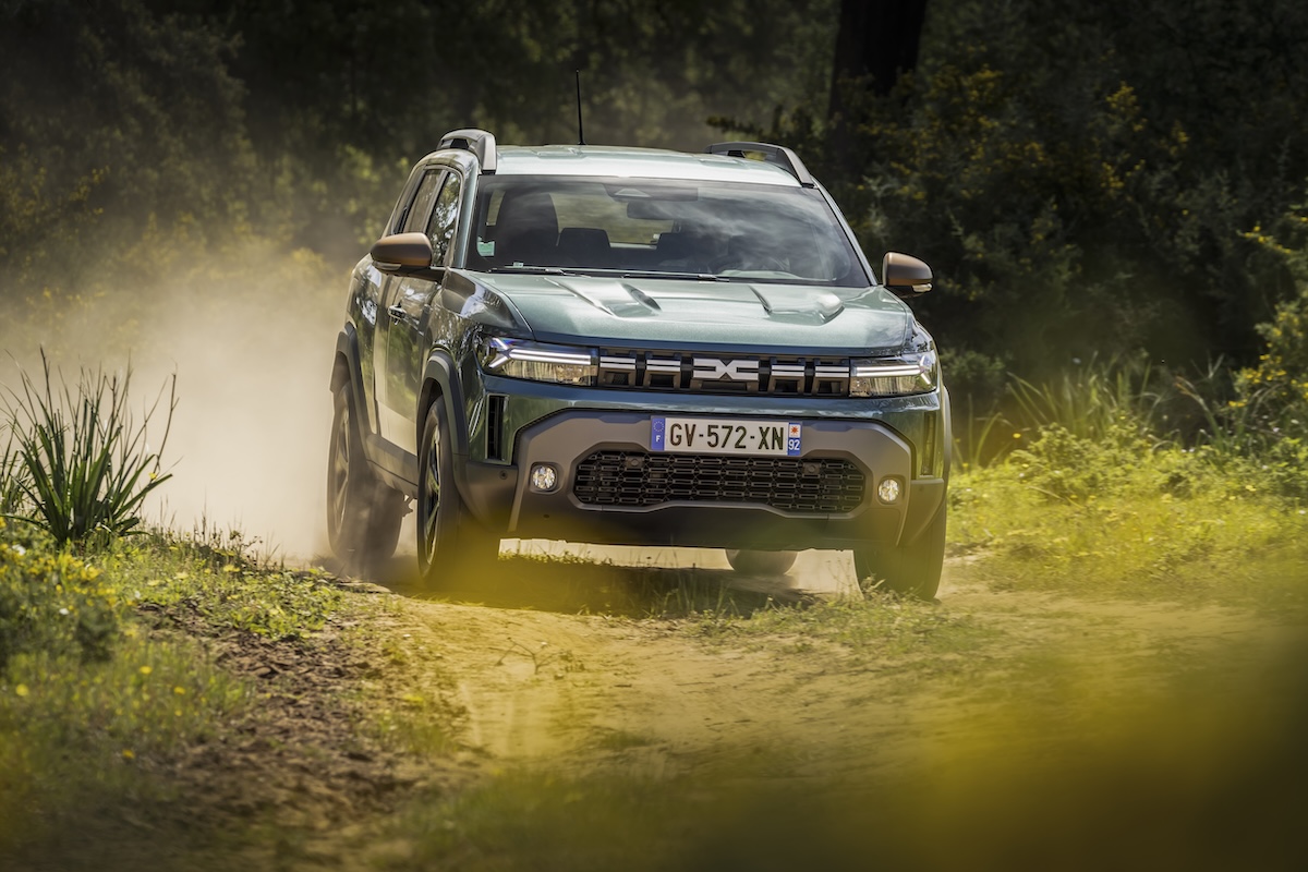 Dacia Duster: con la piattaforma CMF-B ora è più efficiente, stabile e silenziosa Dacia Duster: con la piattaforma CMF-B ora è più efficiente, stabile e silenziosa