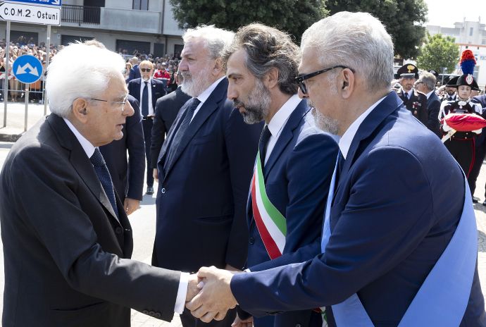 Ostuni, l’ultimo saluto a Carlo Legrottaglie con il Presidente Sergio Mattarella