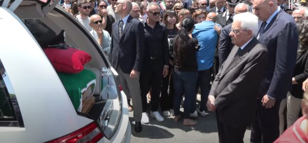 Ostuni, l’ultimo saluto a Carlo Legrottaglie con il Presidente Sergio Mattarella