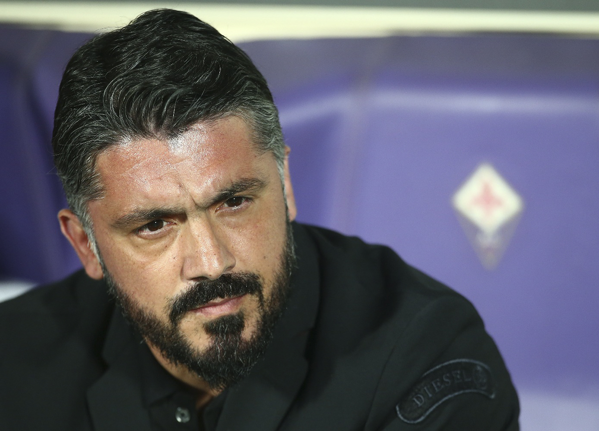 Calcio, è ufficiale: Gattuso è il nuovo allenatore della Nazionale. Gravina: “Simbolo italiano, azzurro è come una seconda pelle” Calcio, è ufficiale: Gattuso è il nuovo allenatore della Nazionale. Gravina: “Simbolo italiano, azzurro è come una seconda pelle”