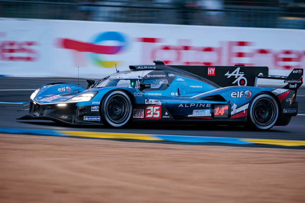 Alpine nella Top 10 a Le Mans: traguardo doppio