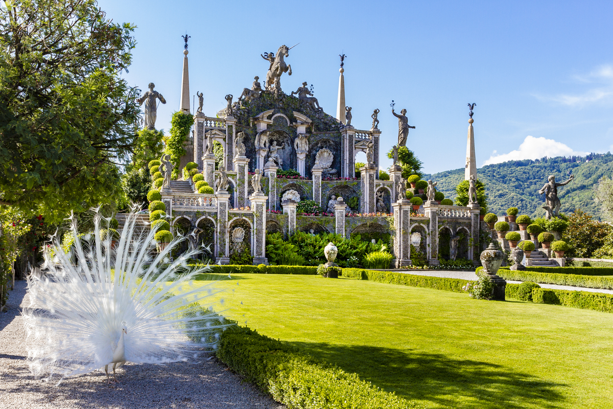 La famiglia Borromeo punta sul turismo e lancia Kaleon, la società per la gestione dei tesori culturali e artistici La famiglia Borromeo punta sul turismo e lancia Kaleon, la società per la gestione dei tesori culturali e artistici