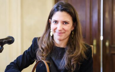 Piscine di Milano, Riva replica alle accuse: “Undici strutture aperte. Le tariffe non erano aggiornate dal 2014”