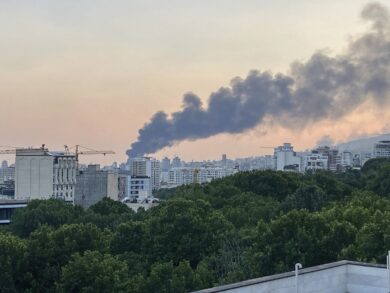 Guerra, Trump: “Sappiamo dove si nasconde Khamenei, per ora non lo uccideremo. L’Iran si arrenda senza condizioni”