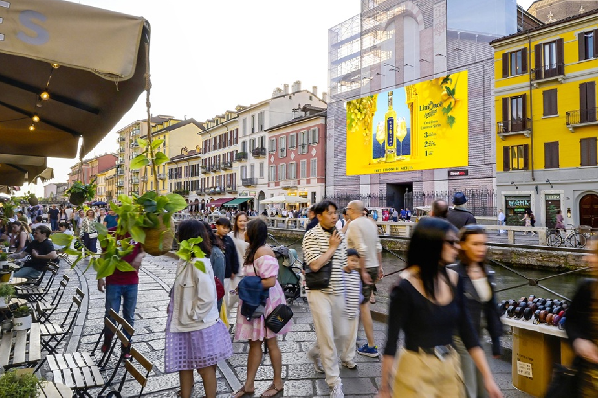Limoncè lancia l’Aperitivo alla Siciliana con una maxi-campagna tra digital e Navigli Limoncè lancia l’Aperitivo alla Siciliana con una maxi-campagna tra digital e Navigli