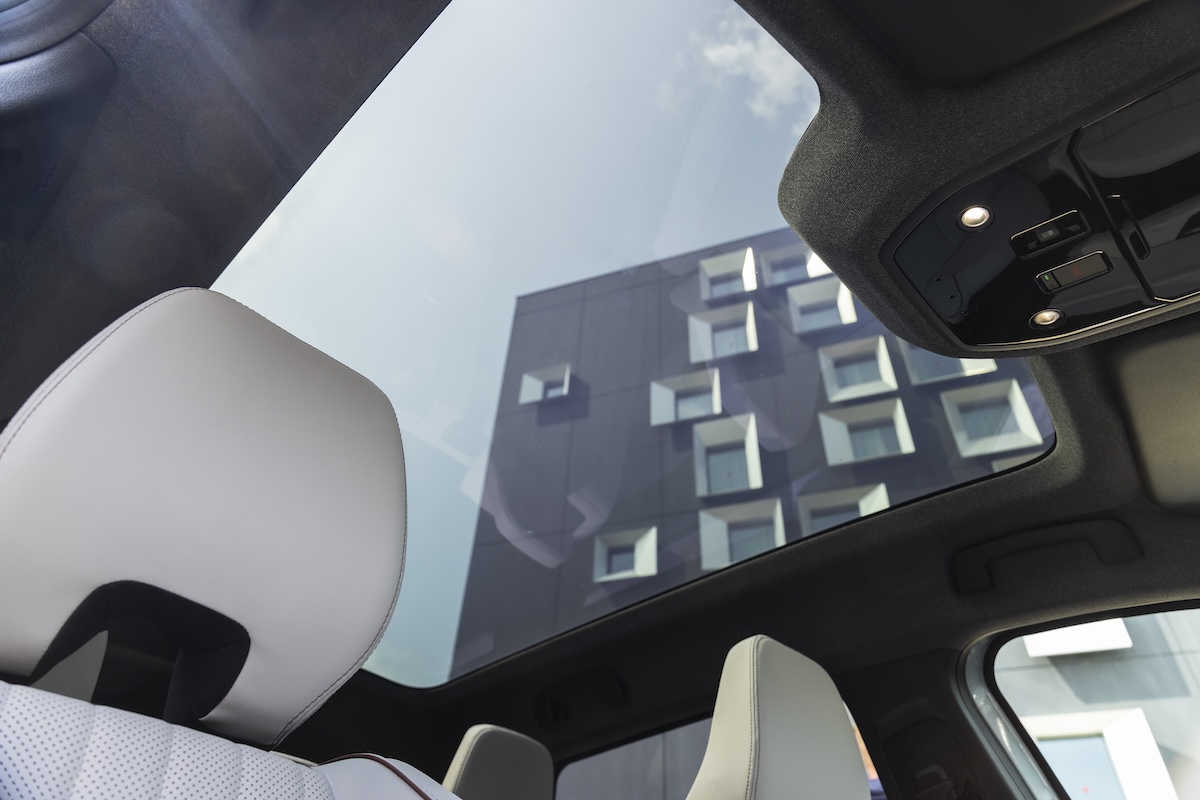 Renault lancia due nuove motorizzazioni Full Hybrid per Espace e Symbioz