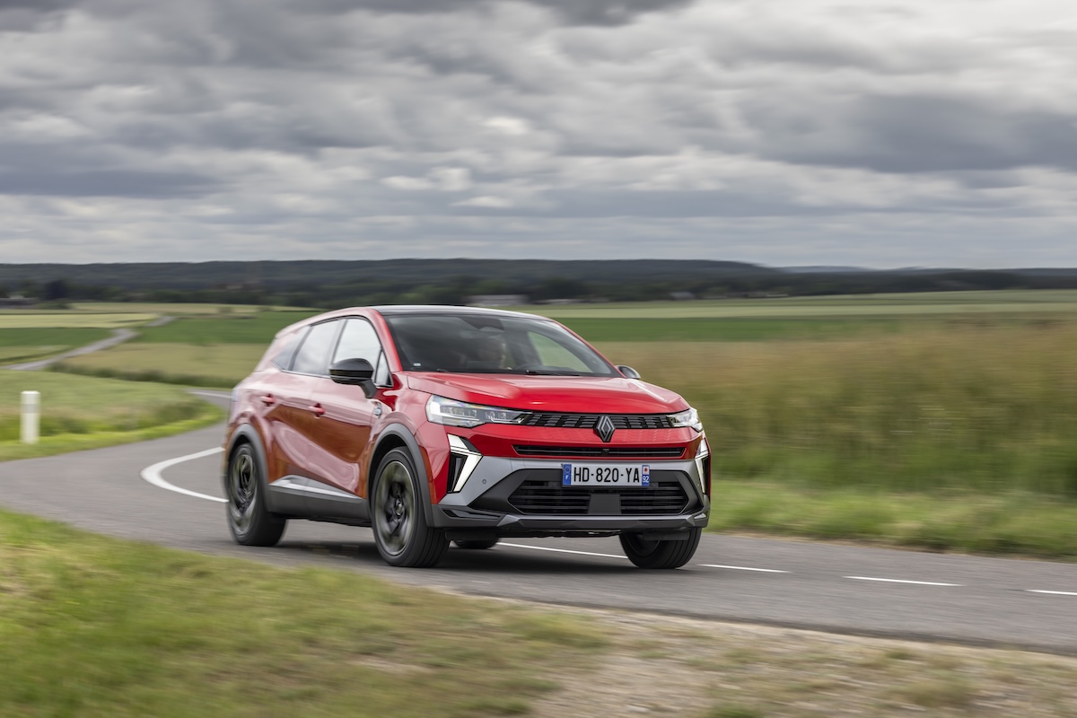 Renault lancia due nuove motorizzazioni Full Hybrid per Espace e Symbioz