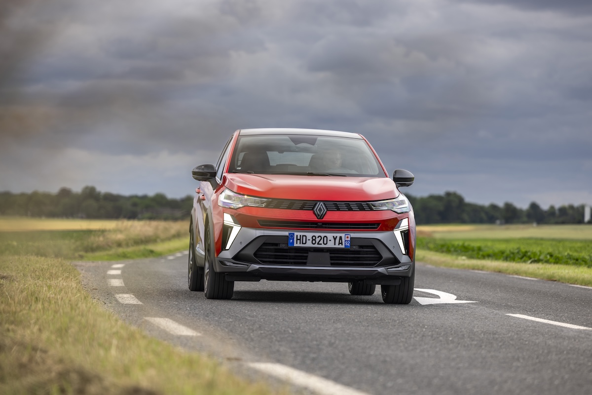 Renault lancia due nuove motorizzazioni Full Hybrid per Espace e Symbioz