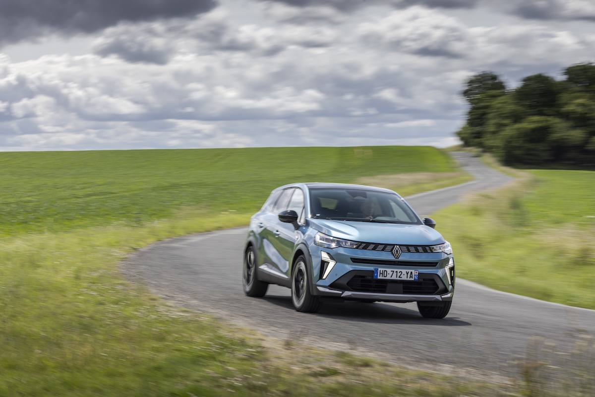 Renault lancia due nuove motorizzazioni Full Hybrid per Espace e Symbioz