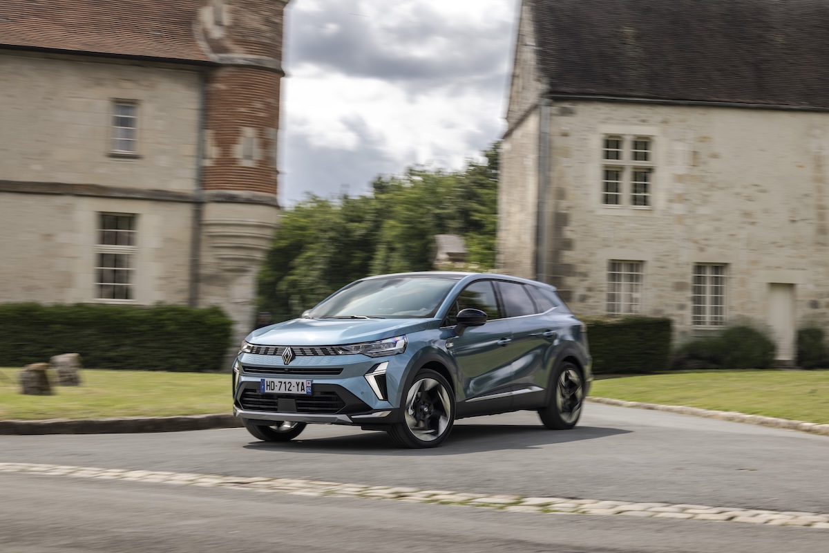 Renault lancia due nuove motorizzazioni Full Hybrid per Espace e Symbioz