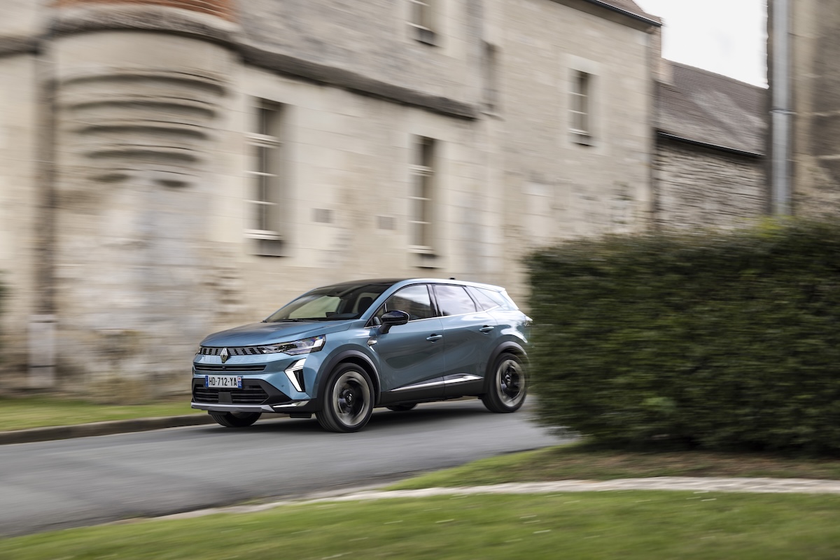 Renault lancia due nuove motorizzazioni Full Hybrid per Espace e Symbioz