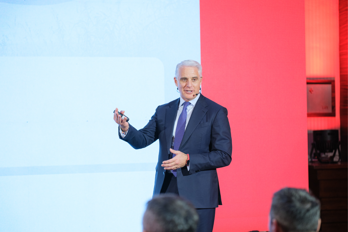 Orcel (UniCredit): “M&A? Solo chi non sa gestire dipende dalle acquisizioni” Orcel (UniCredit): “M&A? Solo chi non sa gestire dipende dalle acquisizioni”