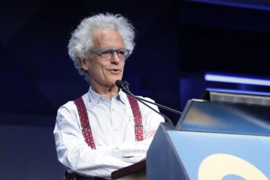 Federico Rampini saluta La7, la firma del Corriere trasloca a Mediaset