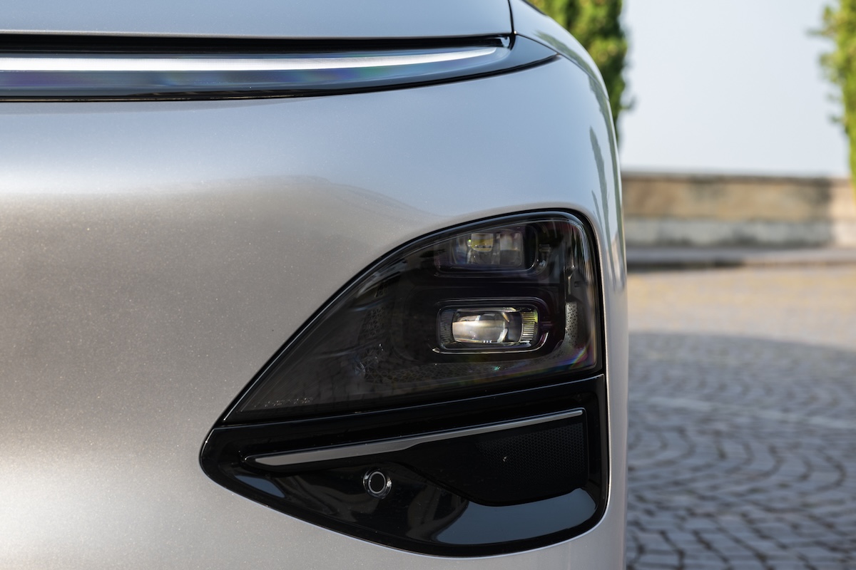 XPENG G6, il SUV coupé elettrico che parla al futuro
