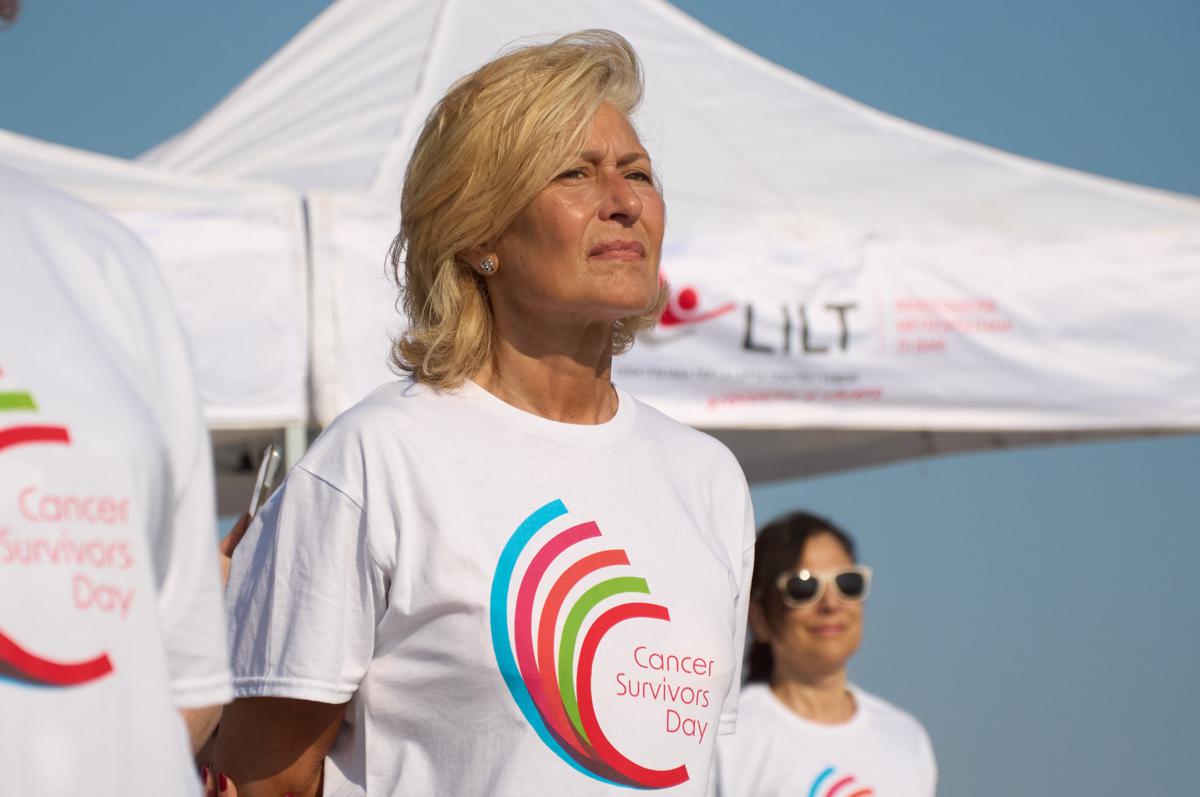 LILT Bari, seduta di yoga al sorgere del sole a Pane e Pomodoro