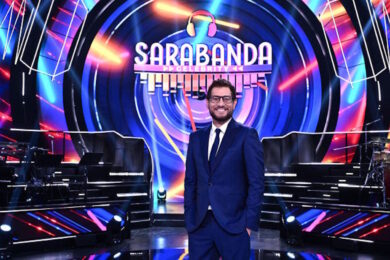 Ascolti tv, l’Under 21 perde anche con la Notte nel cuore. Papi migliora e Report batte Brindisi, Telese e Aprile