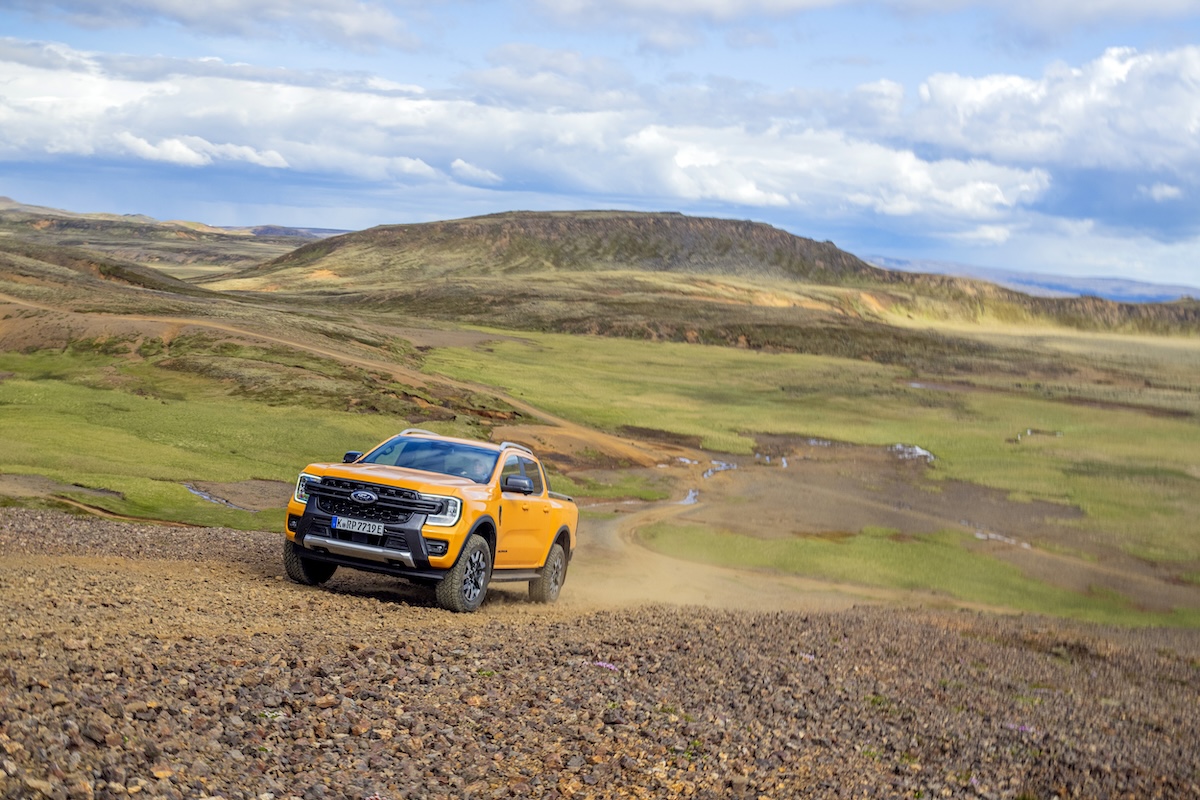 Ford Ranger PHEV: il pick-up ibrido plug-in senza compromessi Ford Ranger PHEV: il pick-up ibrido plug-in senza compromessi