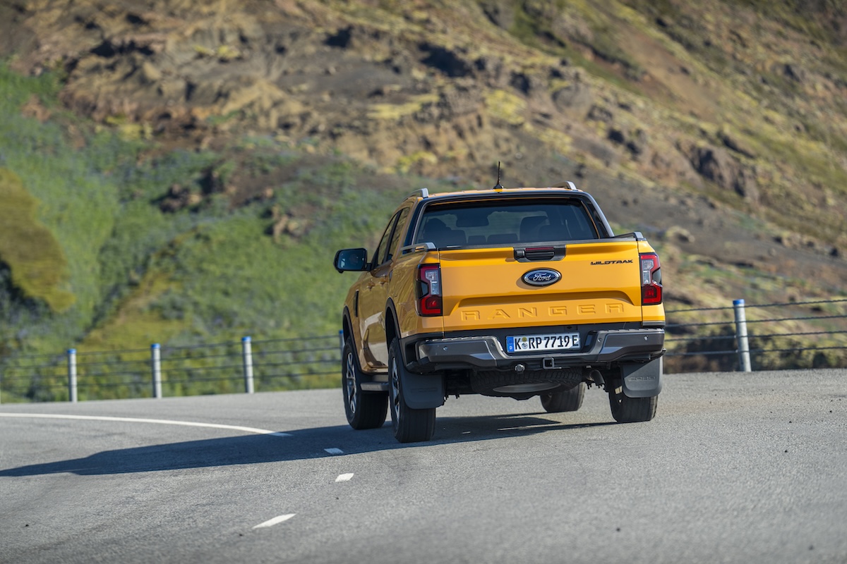 Ford Ranger PHEV: il pick-up ibrido plug-in senza compromessi Ford Ranger PHEV: il pick-up ibrido plug-in senza compromessi