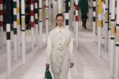 Immobiliare, Hermès rilancia su Forte dei Marmi: trattativa da 30 mln per un nuovo store. E anche Chanel e Armani scommettono sulla Versilia 