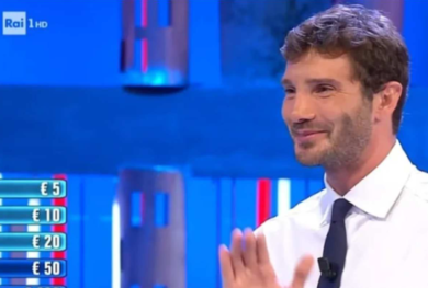 Ascolti tv, sprint di De Martino e Paperissima va in crisi. Amadeus vede la luce, Gruber allunga su Del Debbio