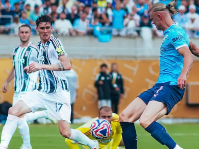 Ascolti tv, Canale 5 vince con Juve-Manchester City ma Don Matteo regge il colpo. Del Debbio cala ma straccia Formigli