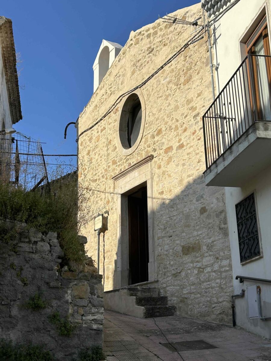 Rocchetta Sant’Antonio, Sergio Michilini rianima chiesa del ‘700