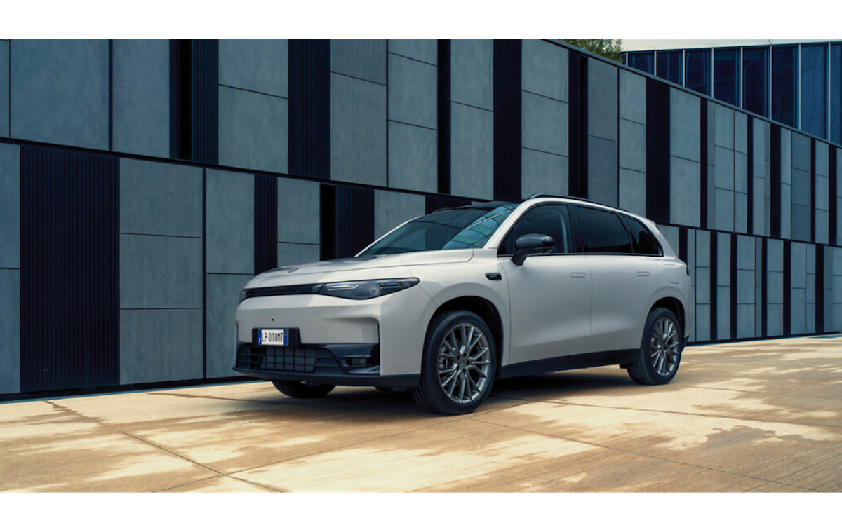 Leapmotor conquista Monza: T03 e C10 protagoniste del MIMO 2025 Leapmotor conquista Monza: T03 e C10 protagoniste del MIMO 2025