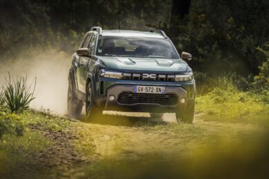 Dacia Duster e vita outdoor: scopri il sistema YouClip e i nuovi accessori InNature