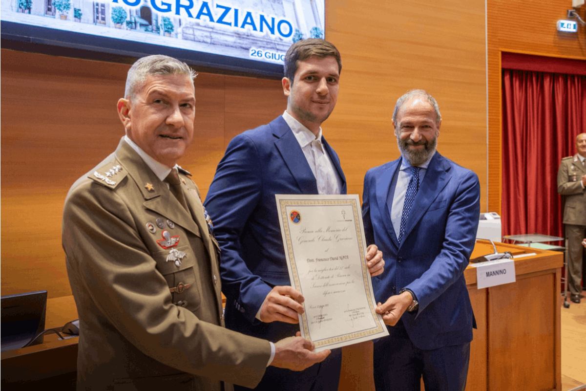 Fincantieri e CASD: consegnato il premio di dottorato alla memoria del Generale Claudio Graziano Fincantieri e CASD: consegnato il premio di dottorato alla memoria del Generale Claudio Graziano