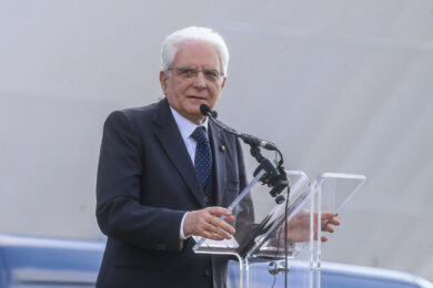 Strage di Ustica, Mattarella: “La Repubblica non smetta di cercare la verità. I Paesi amici ci aiutino a fare giustizia”