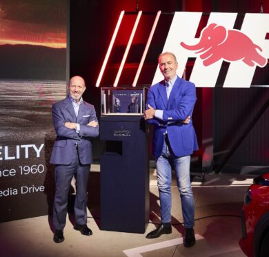 Lancia HF e Eberhard & Co.: nasce l’orologio da collezione che celebra il mito sportivo del marchio