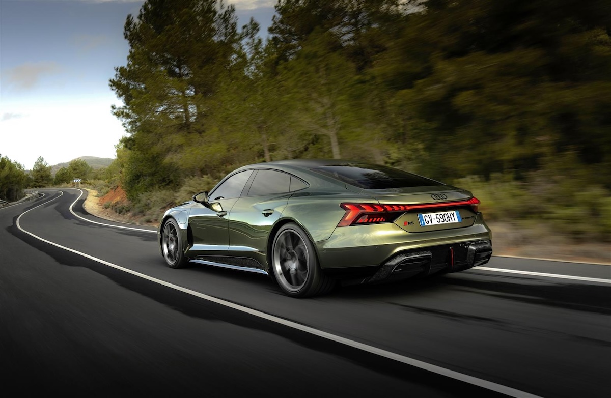 Audi Grand Tour Dolomiti 2025: tra sportività, lusso e sostenibilità sulle strade delle Alpi Audi Grand Tour Dolomiti 2025: tra sportività, lusso e sostenibilità sulle strade delle Alpi