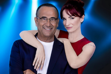 Ascolti TV: “Tim Summer Hits” crolla al 15%, boom notturno per “La notte nel cuore” e “Quarto Grado”