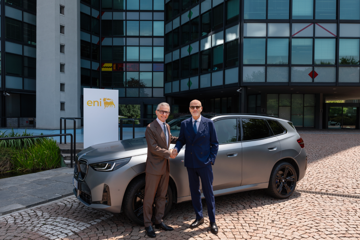 Eni, al via la partnership con BMW Italia per lo sviluppo della mobilità sostenibile Eni, al via la partnership con BMW Italia per lo sviluppo della mobilità sostenibile